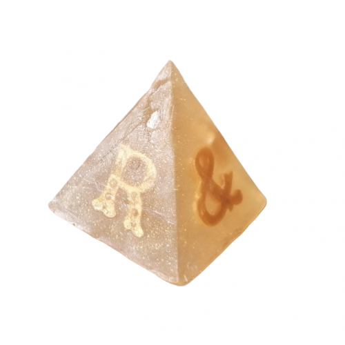 Χειροποίητο Αρωματικό Σαπούνι Πυραμίδα με τρισδιάστατα σαπούνια τα Αρχικά του Ονόματος/των στο εσωτερικό του